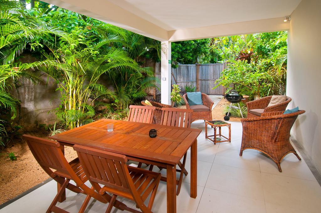 Gardens Retreat Villa Pereybere Beach Exterior photo